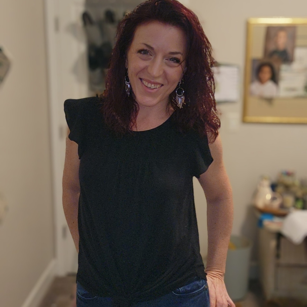 Meet your Posher, April